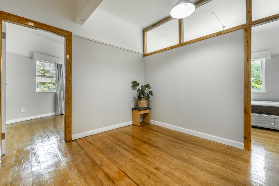 2 Bedroom Property for Sale in Claremont Upper Western Cape